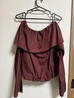 Mila Owen オフショルダー ブラウス