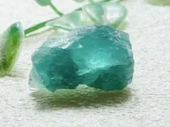 アンダラクリスタル 濃いめグリーン 264g インドネシアジャワ島産
