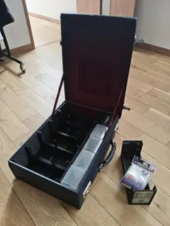 非売品】GLAY 非売品 トランク - メルカリ