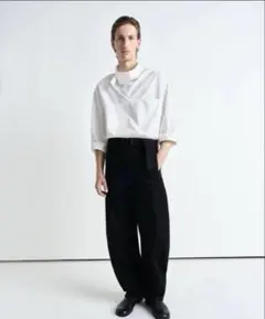 【鈴木着用】LEMAIRE 26ss TWISTED BELTED PANTSのサムネイル