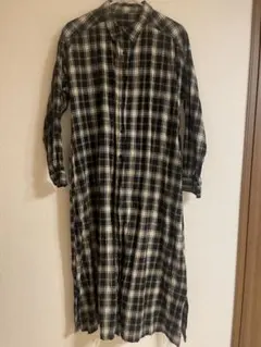 チェック柄長袖ロングシャツ