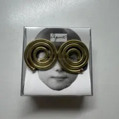 aquvii ピアス ぐるぐる