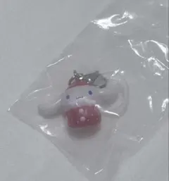 サンリオキャラクターズ　いちご　めじるしアクセサリー　シナモン
