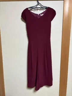 TOCCA バーガンディ Vネック ワンピース 4