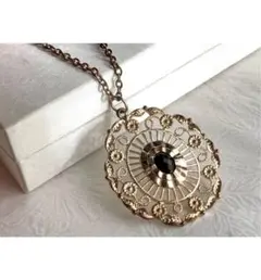 専用＊vintage 英国 ゴールドカラー ロングネックレス イヤリング 2点