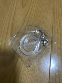 Ømi アクリルキーホルダー