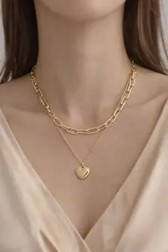 ゴールドトーン2連ネックレス ハート型ペンダント付き