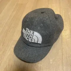THE NORTH FACE グレーキャップ