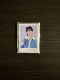 SEVENTEEN LOVE スクエアバッジ　ディエイト