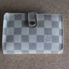 ルイヴィトン折り財布