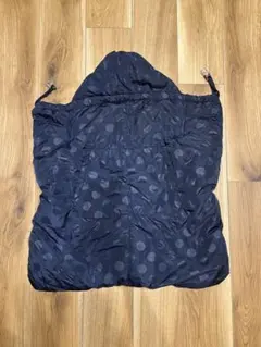 ネイビードット柄抱っこ紐用防寒ケープ