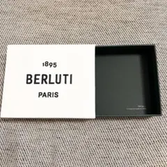 BERLUTI ギフト箱とウールポーチ BERLUTI ギフト箱とウールポーチ BERLUTI ギフト箱とウール