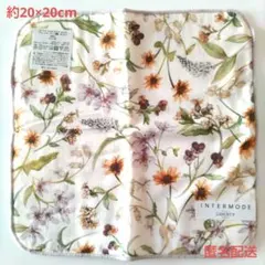 新品シール付き　リバティINTERMODE　タオルハンカチ　花柄　ホワイト