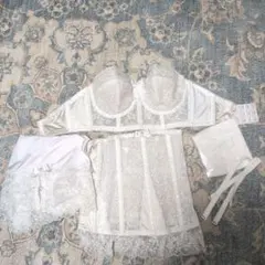 ブライダルインナー　セモア　E70 70