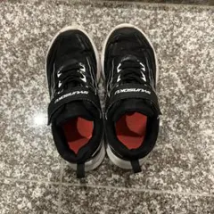 瞬足　スニーカー 黒 キッズ　19cm