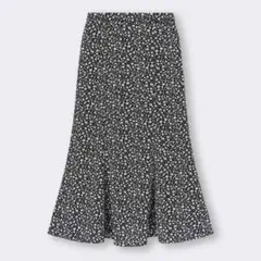 ＧＵ フラワープリントマーメイドロングスカート 黒 小花柄