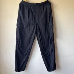 GU Lサイズ　黒　カーゴパンツ サイドポケット付き