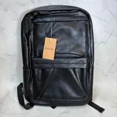 新品タグ付き　バックパック リュック ブラック シンプル　A4対応 軽量 大容量