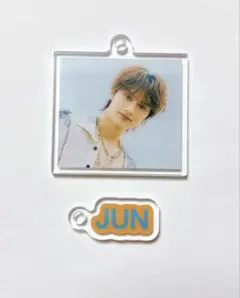 ジュン　JUN アクリルフォトキーリング