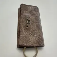 COACH キーケース シグネチャー柄