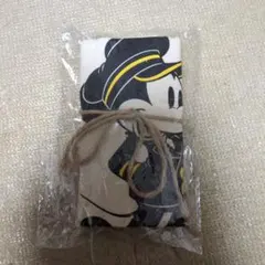 美品　ディズニーストア　フラッグシップストア　新千歳空港　限定　トートバッグ