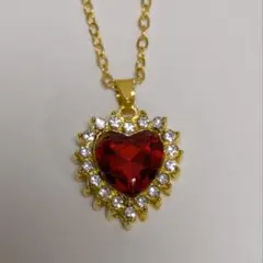 【在庫1】レッド　ハート　ゴールドネックレス