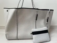 美品【ステイトオブエスケープ】トートバッグ　エスケープトートバッグ　ホワイト