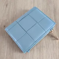 最終価格　美品　高級羊革２つ折り財布 イントレチャート水色(ファスナー金色)