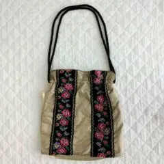 ドローストイングバッグ　ナイロン切替　フラワー刺繍