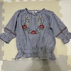 グローバルワーク　ストライプ刺繍ブラウス