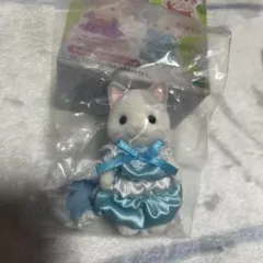 シルバニア　どきどきフレンズ　ティータイム　ラテネコの女の子