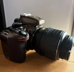 Nikon D5200 希少カラー(ブロンズ)のサムネイル