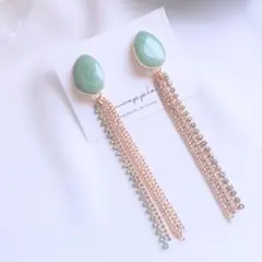 ハンドメイド　グリーンマーブル　ロングチェーン　ピアス