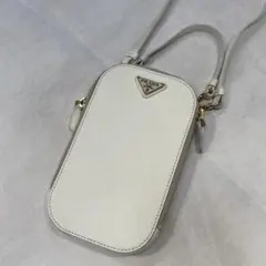 PRADA プラダ レザーショルダーバッグ 白 スマホショルダー