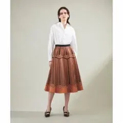 美品　グレースコンチネンタルキカプリントスカート日本製2023AW サイズ38