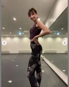 SUKALAブラック タンクトップ Sサイズ新品未使用 SUKALA】カップ付きフレアタンクトップ(XS・S・M・L・LLサイズ