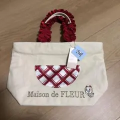 Maison de FLEUR ポッチャマ フリルトートバッグ リボンチャーム