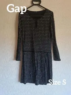 Gap★ストレッチ素材　ミニワンピ