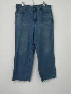 GU⭐︎カジュアル大きめサイズ⭐︎切りっぱなしワイドデニムパンツXXL【中古】C41