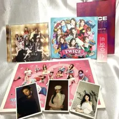 TWICE 8点SET✨アルバム3冊 トレカ4枚　バッチ1個　オマケポスター✨