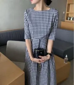 美品　25SS ギンガムチェックフレアワンピース　半袖　タック　春夏　黒白