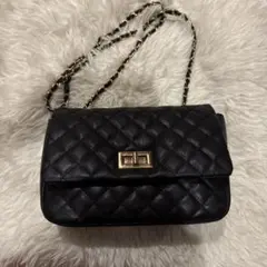ブラックキルティングバッグゴールド金具 INGNI（イング）のサムネイル
