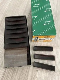 Item thumbnail for item 167a183a-b7b0-4378-91a3-60d0c6d062fc