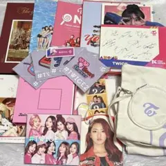 TWICE グッズ まとめ ステッカー トート CD 等