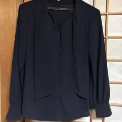 リボン付き長袖シャツ　ネイビー　GU