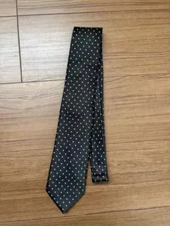UNITED ARROWS 黒ドットネクタイのサムネイル
