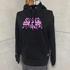 美品‼️EVERYONE'S MICROPHONE ブラック×ピンク‼️パーカー