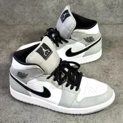 NIKE ナイキ ジョーダン1 ミッド ライトスモークグレー 美品 24.5 NIKE AIR JORDAN 1 MID LIGT SMOKE GREY エア ジョーダン1