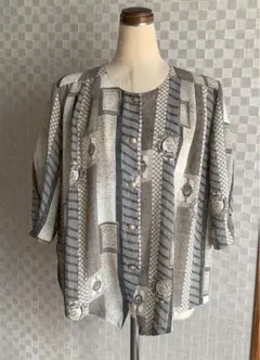 春夏ブラウス