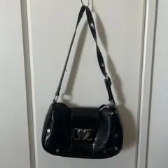 Shein ハート型金具付き黒ショルダーバッグ
